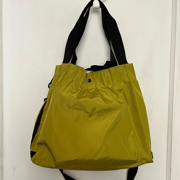 Anthropologie On The Go Carrier Bag in lime all sizes - Picture 3 of 5